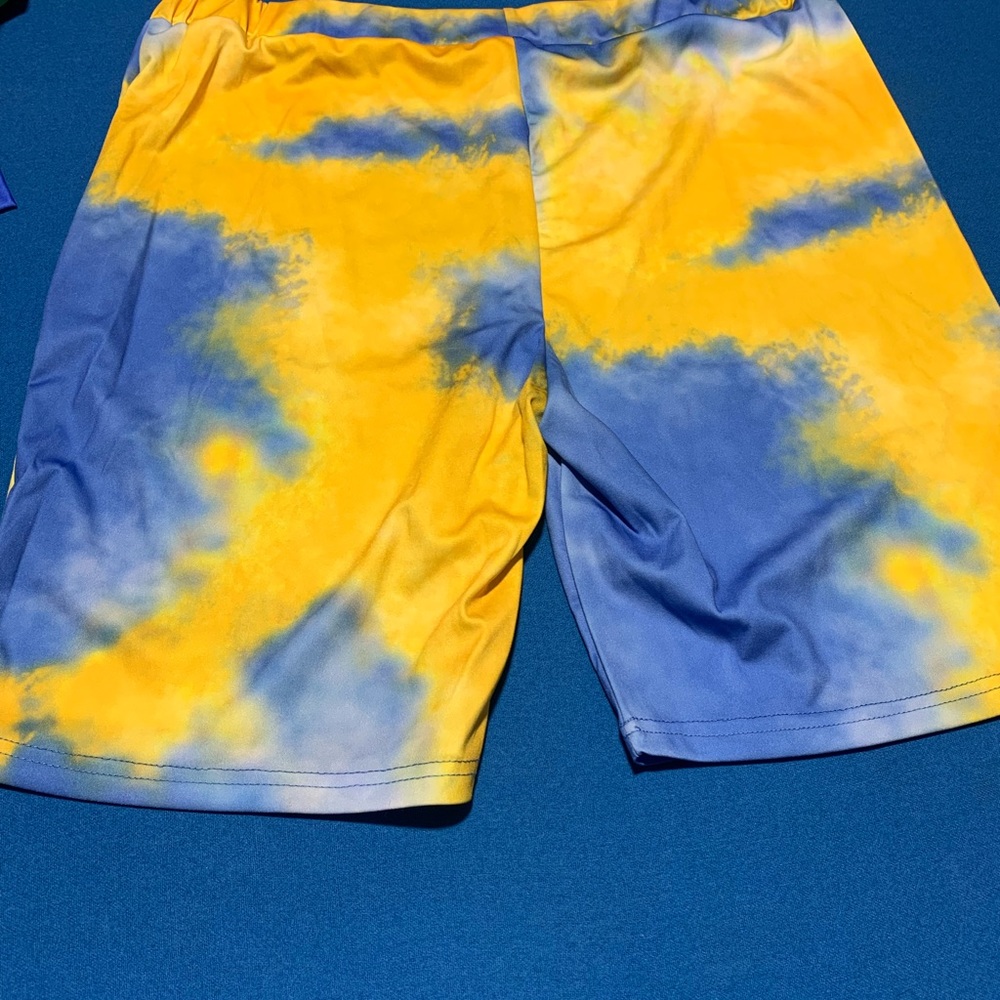 Tye dye shorts size 3xl